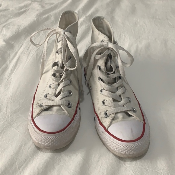 converse - Picture 1 of 4